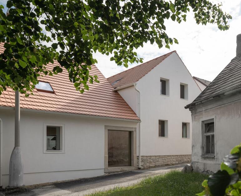 house on Kozina